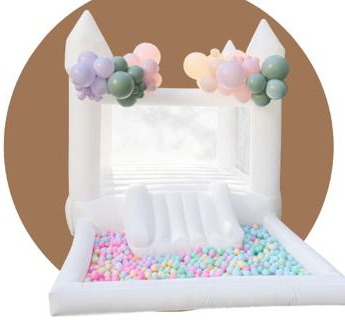 Mini Castle with Ballpit